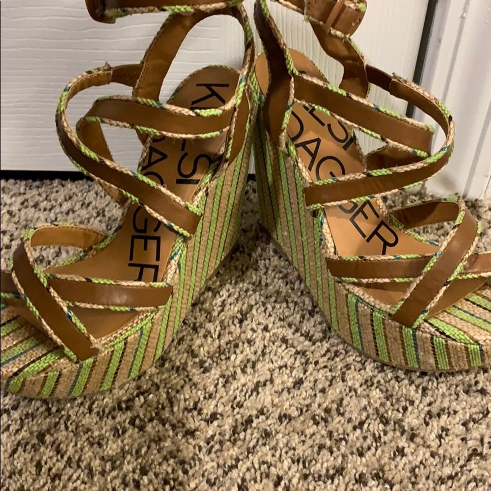 Women’s Kelsi Dagger Wedge Heel